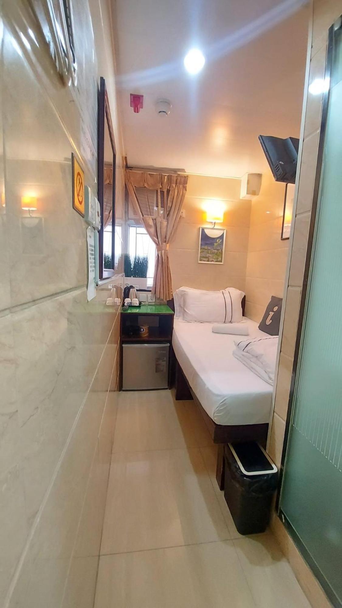 Sun Guest House Хонконг Екстериор снимка